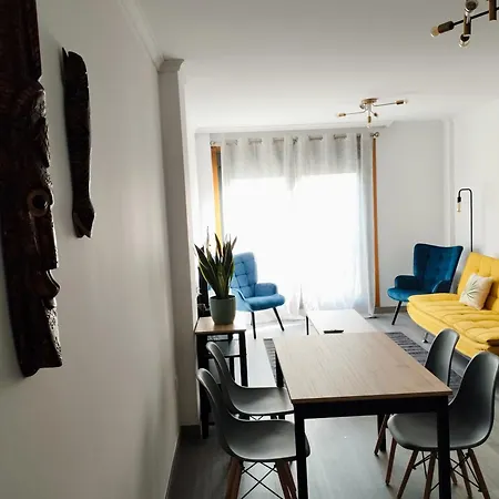 A Guarida Do Moucho Vut-po-14276 * Caldas de Reis